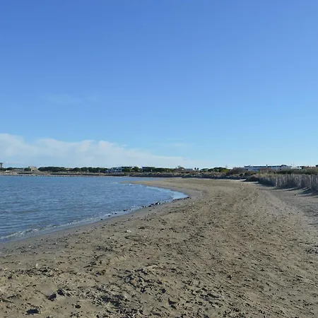 Appt Climatise, 4 Pers, Piscine Et Parking -